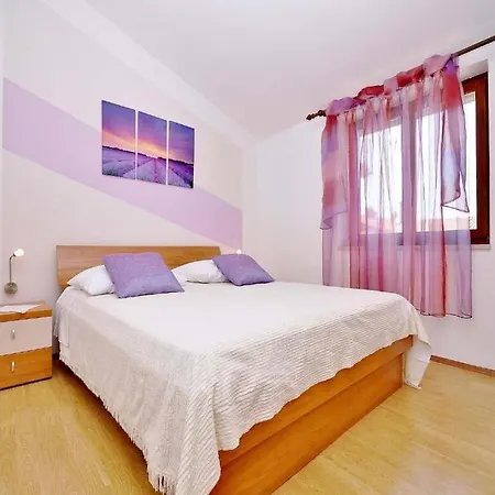 House Bruno * 풀라